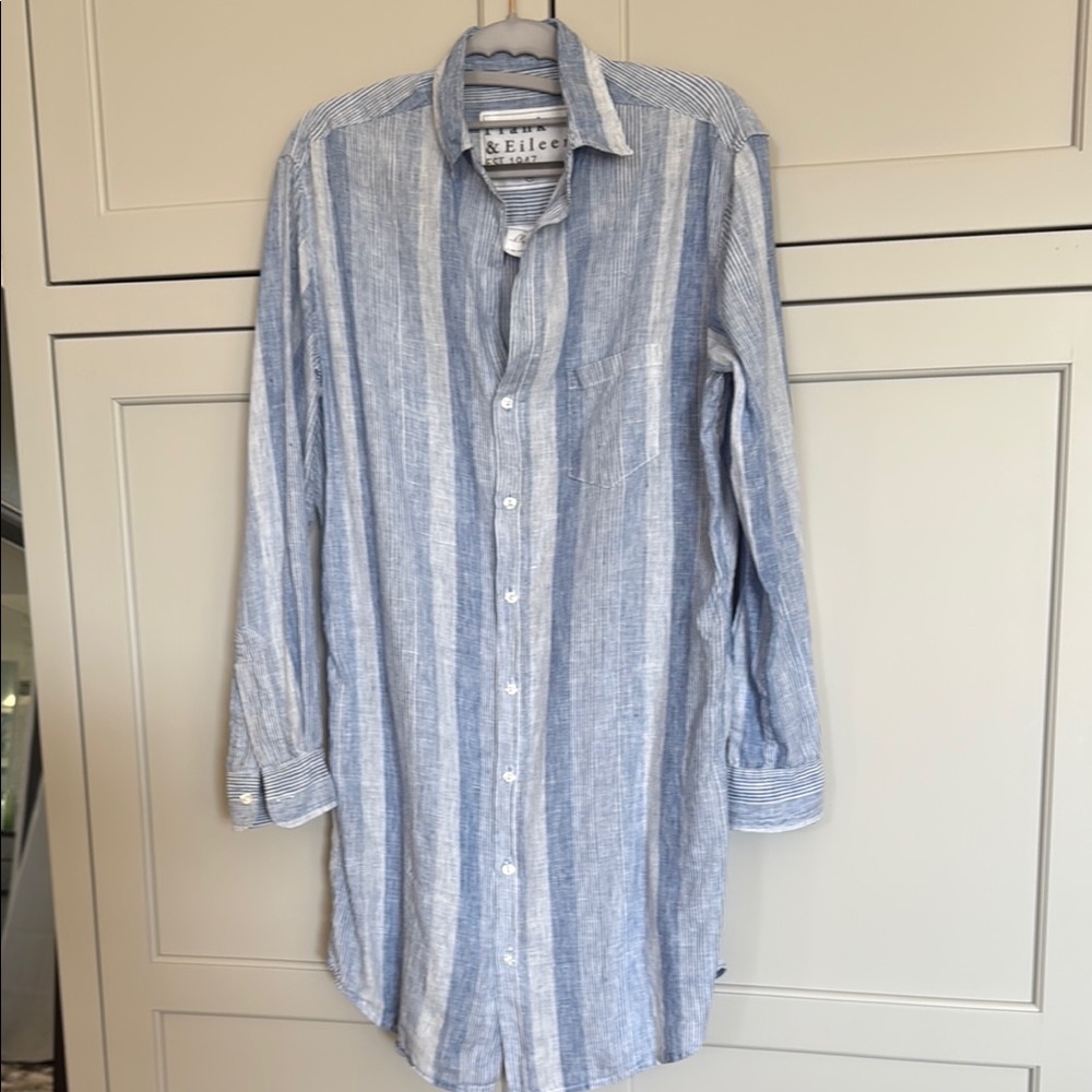 Frank & Eileen Blue and White Italian Button up long linen Shirt
